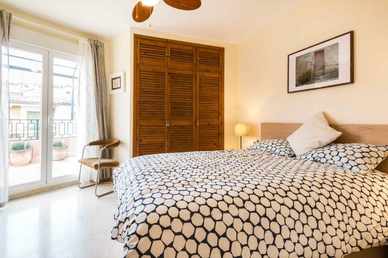 Apartamento Paseo Del Salon Granada Bagian luar foto