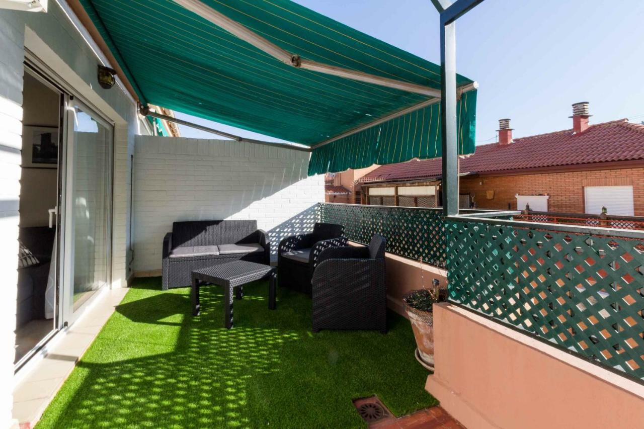 Apartamento Paseo Del Salon Granada Bagian luar foto